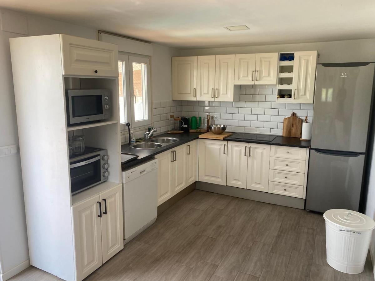 Casa Contener Estepona Luaran gambar